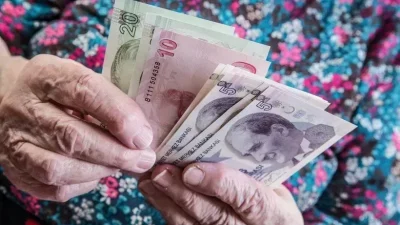 Milyonlarca emekliyi ilgilendiren yeni destekler artarak devam ediyor.