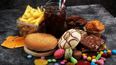 Nörobilim uzmanları, yüksek oranda yağ ve şeker içeren aşırı işlenmiş