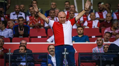 Samsunspor Başkanı Yüksel Yıldırım, Radyospor’da önemli transfer açıklamalarında bulundu.