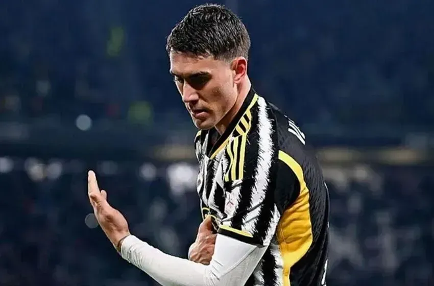 Transfer çalışmalarını sürdüren Fenerbahçe, kadrosuna kattığı isimlerle dikkat çekerken, hücum
