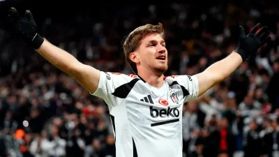 Beşiktaş'ta yeni sezon öncesi transfer çalışmaları hız kesmeden devam ediyor.