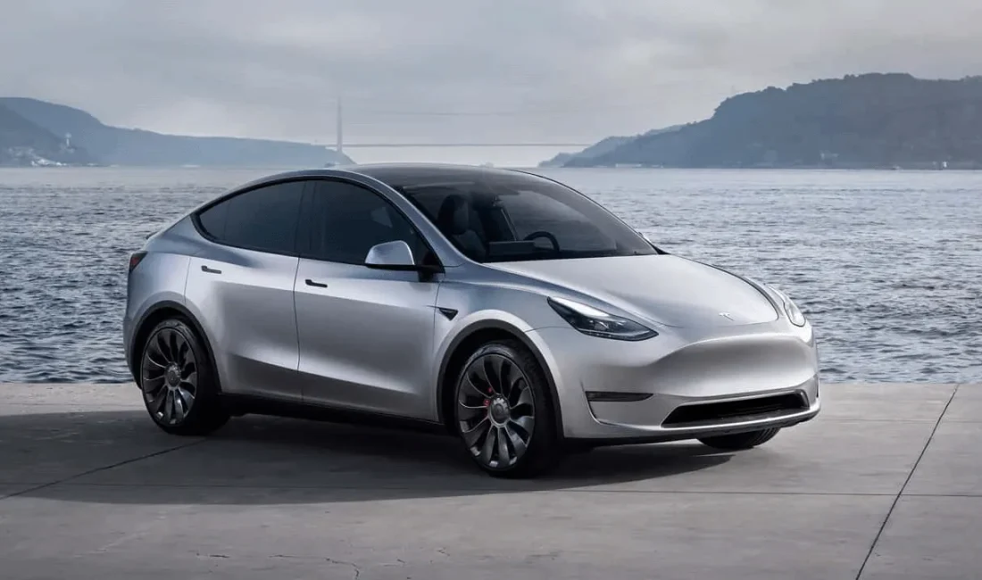 Elektrikli otomobil üreticisi Tesla, Türkiye’de satışta olan Model Y serisinin