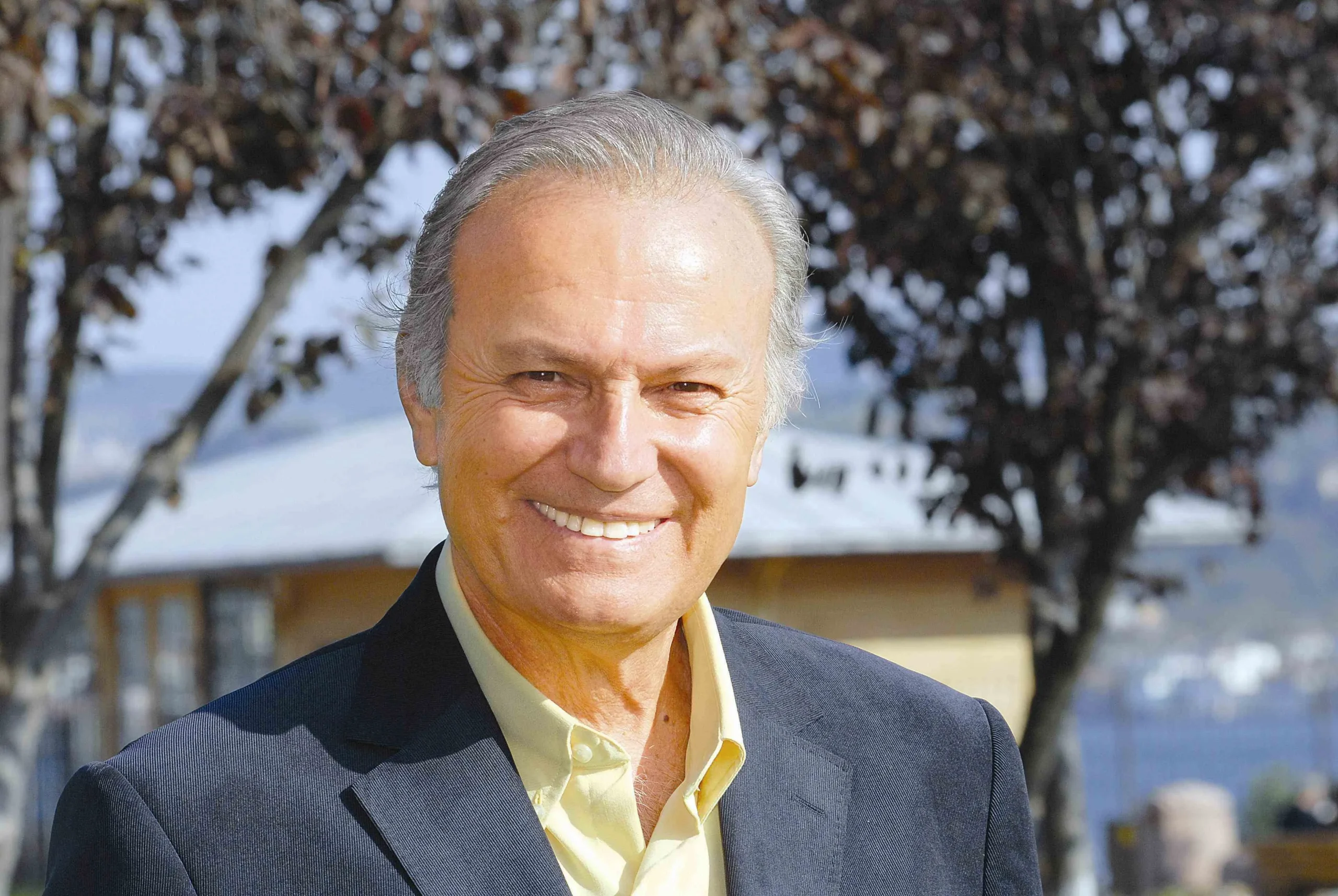 Ediz Hun kimdir? Yeşilçam'ın efsane oyuncusu, milletvekili ve akademisyen Ediz Hun'un