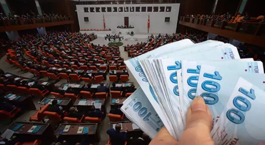 Emekli maaşlarına zam teklifi Meclis Genel Kurulu’nda görüşülüyor. En düşük