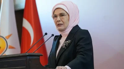 Emine Erdoğan AK Parti kadın milletvekilleriyle buluştu. Hayatı Zarafetle Yaşamak