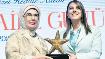 Koruyucu Aile Sistemi tüm dünyada yaygınlaşmalı diyen Emine Erdoğan, 10