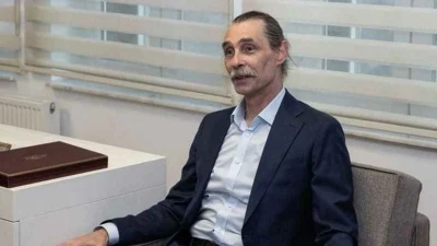 Erdal Beşikçioğlu kaç yaşında, nereli, Alevi mi, belediye başkanı mı