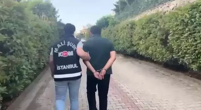 HAKMAR ve TATBAK market zincirlerine FETÖ finans ağı operasyonu yapıldı.