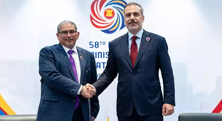 Hakan Fidan ASEAN Diplomasi Trafiğini Malezya’da Zirveye Taşıdı