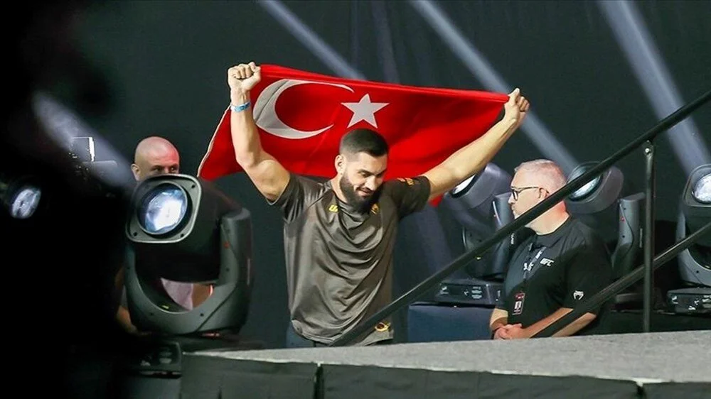 İbo Aslan-Billy Elekana Maçı S Sport Plus Canlı Şifresiz İzlenir mi? Maçın Yayın Bilgileri Burada!