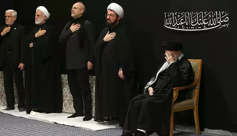 İran Lideri Hamaney Savaş Sonrası İlk Kez Halka Göründü!