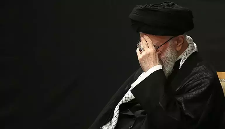 İran Lideri Hamaney Savaş Sonrası İlk Kez Halka Göründü!