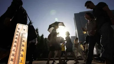 Japonya genelinde etkisini sürdüren aşırı sıcaklar, halk sağlığını tehdit etmeye