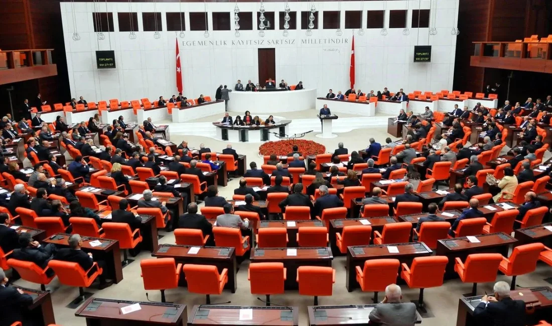 TBMM tatile girdi! 2025’te "Meclis ne zaman açılacak?" sorusu gündemde.