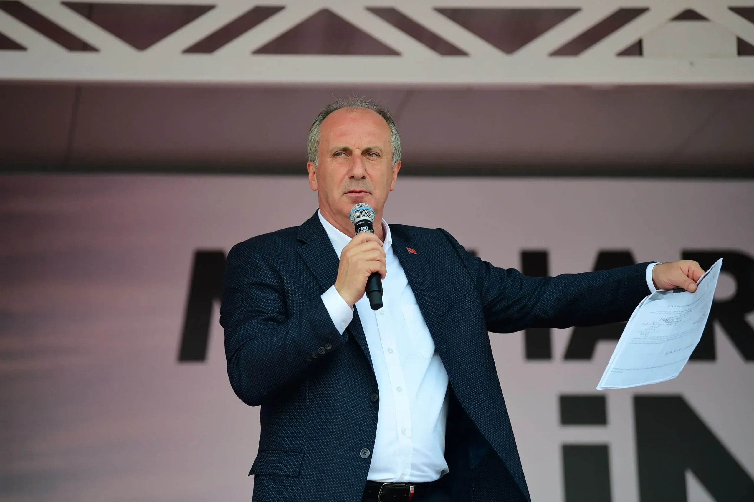 Memleket Partisi Kapandı mı, Neden Kapandı? Muharrem İnce’nin CHP’ye Dönüşü ve Kapanma Süreci