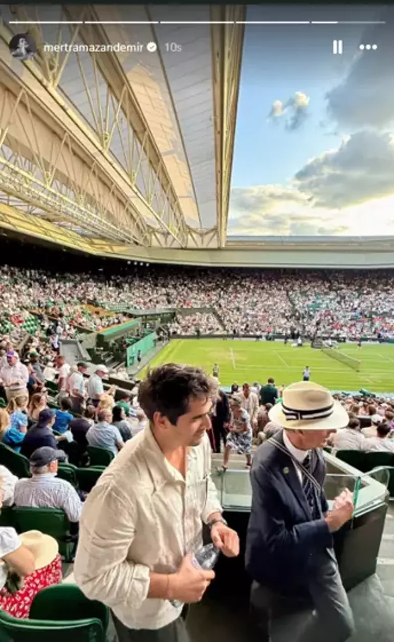 Mert Ramazan Demir Wimbledon’da Zeynep Sönmez’i Destekledi: “Zeyno Şovv” Paylaşımı