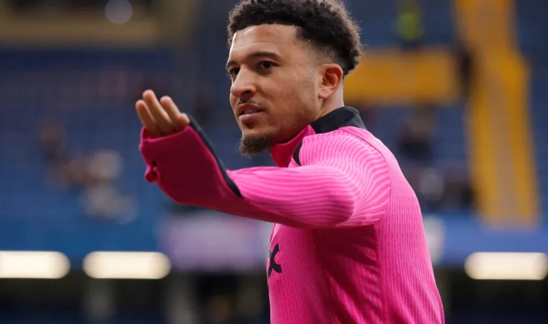 İngiliz yıldız Jadon Sancho’nun transfer süreci giderek daralıyor.