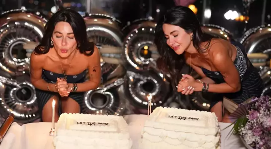 Nesrin Cavadzade 42. yaşını yakın dostlarıyla kutladı. Ünlü oyuncunun doğum