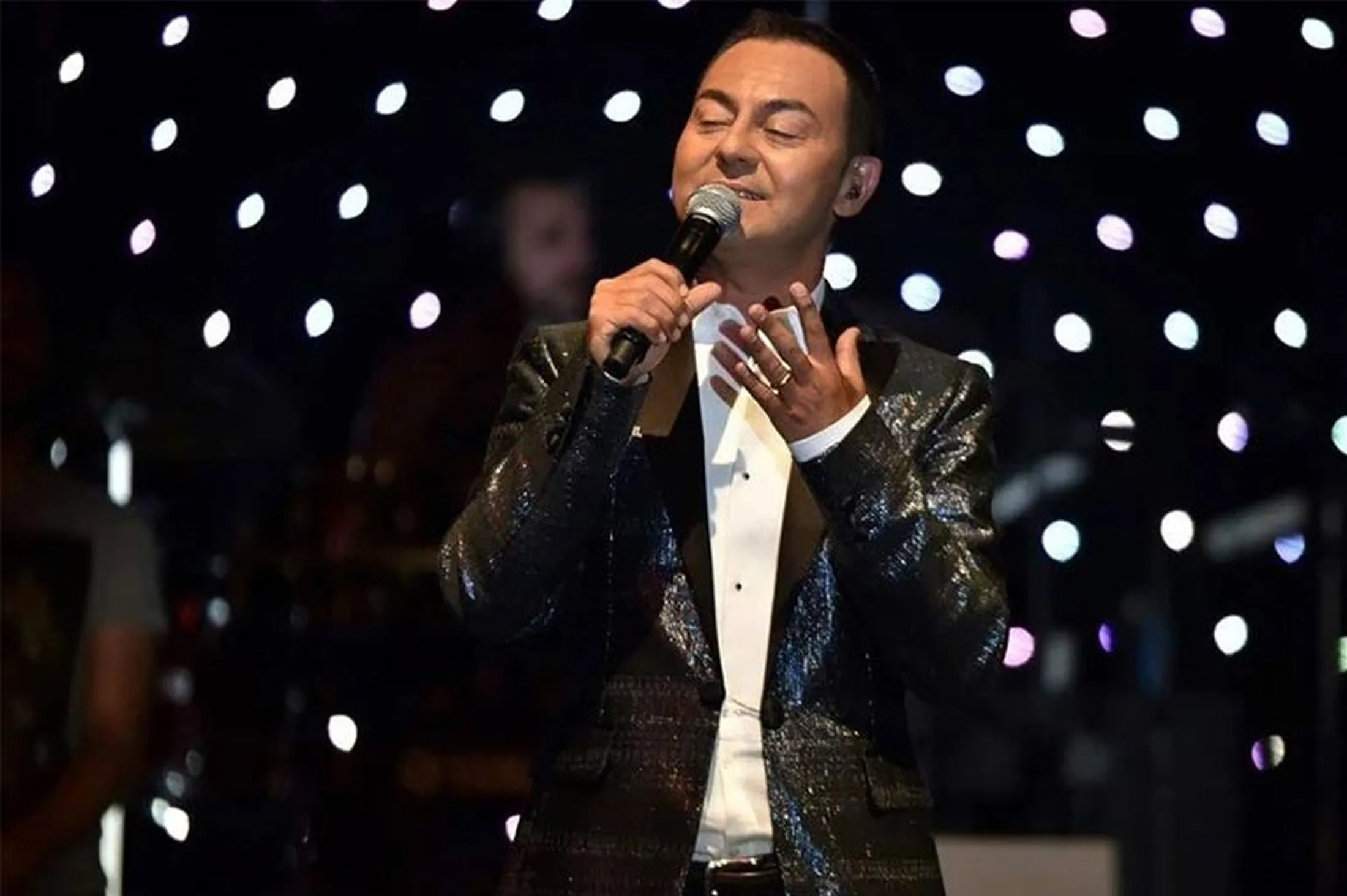 Serdar Ortaç Kumarda Kaç Milyon Kaybetti? Yıllar Sonra Gelen İtiraf Şoke Etti
