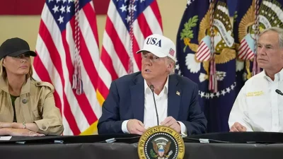 ABD Başkanı Donald Trump, sel felaketinin vurduğu Texas’ta hayatını kaybedenlerin