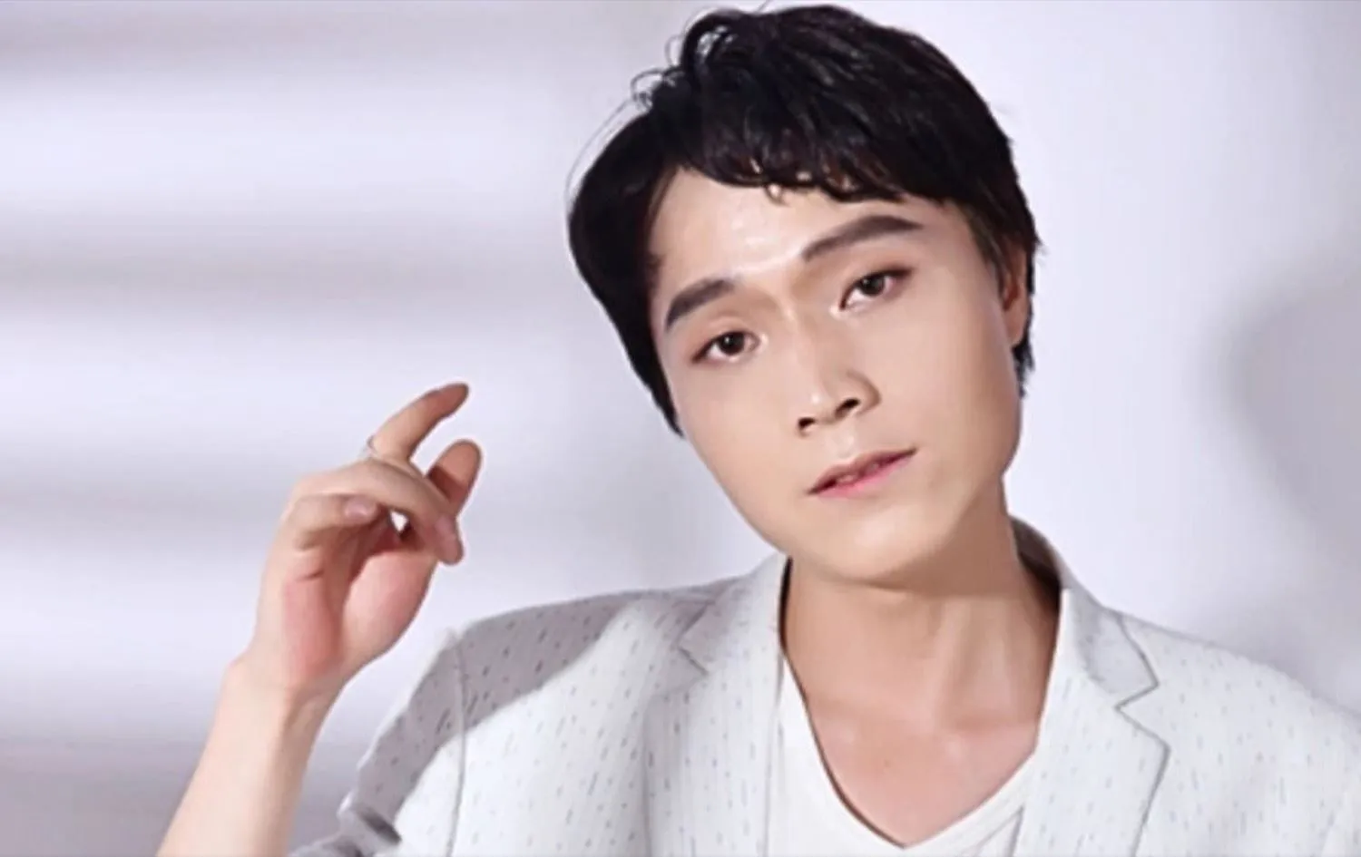 Zhang Yiyang kimdir? Çin'in ünlü şarkıcısı ve oyuncusu, cinayet suçundan
