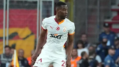 Süper Lig’in köklü ekiplerinden Galatasaray’da gözden çıkarılan Kolombiyalı stoper Carlos