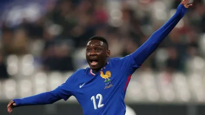 Newcastle United, İsveçli yıldız forvet Alexander Isak’ın sözleşmesini uzatmak için