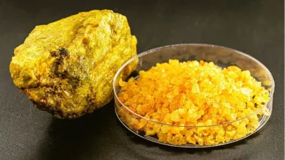 1985 yılında Amerikan nükleer kimyager Galen Winsor, kameralar önünde yaptığı