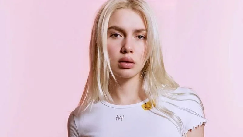 Aleyna Tilki, 22 Ağustos 2025’te Jolly Joker Kartal İstMarina’da sahne