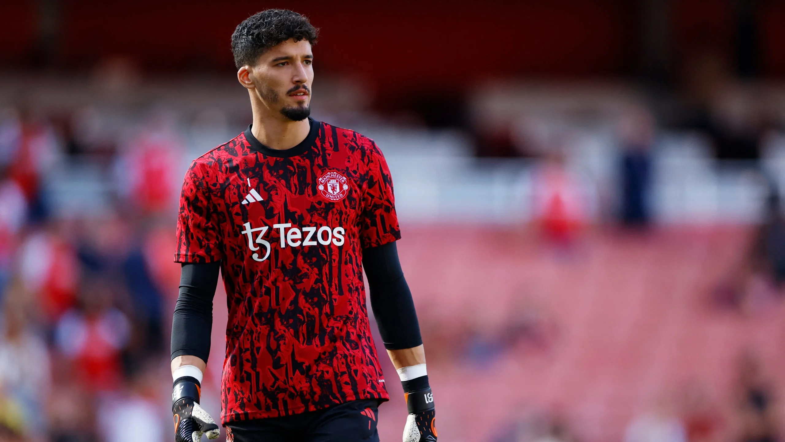 Altay Bayındır Manchester United takımına veda mı ediyor? İngiltere Macerası bitti mi?