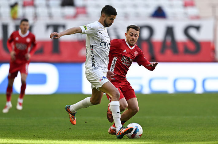 Antalyaspor-Kasımpaşa Maçı Canlı İzle 09 Ağustos 2025! Şifresiz Yayın Var mı, beIN Sports 1 Ücretsiz mi, Nereden İzlenir?