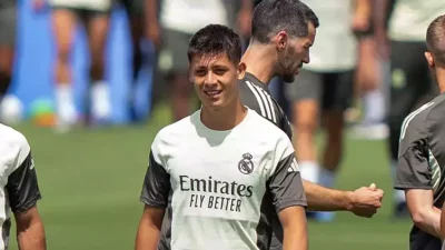 Arda Güler, Fenerbahçe’nin Feyenoord karşısında aldığı 5-2’lik Şampiyonlar Ligi galibiyetine