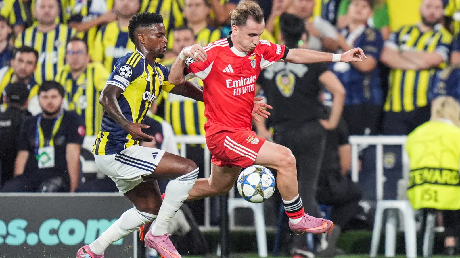 Benfica - Fenerbahçe Rövanş Maçı Ne Zaman, Saat Kaçta ve Hangi Kanalda? Şampiyonlar Ligi play-off turu 27 Ağustos Çarşamba 2025