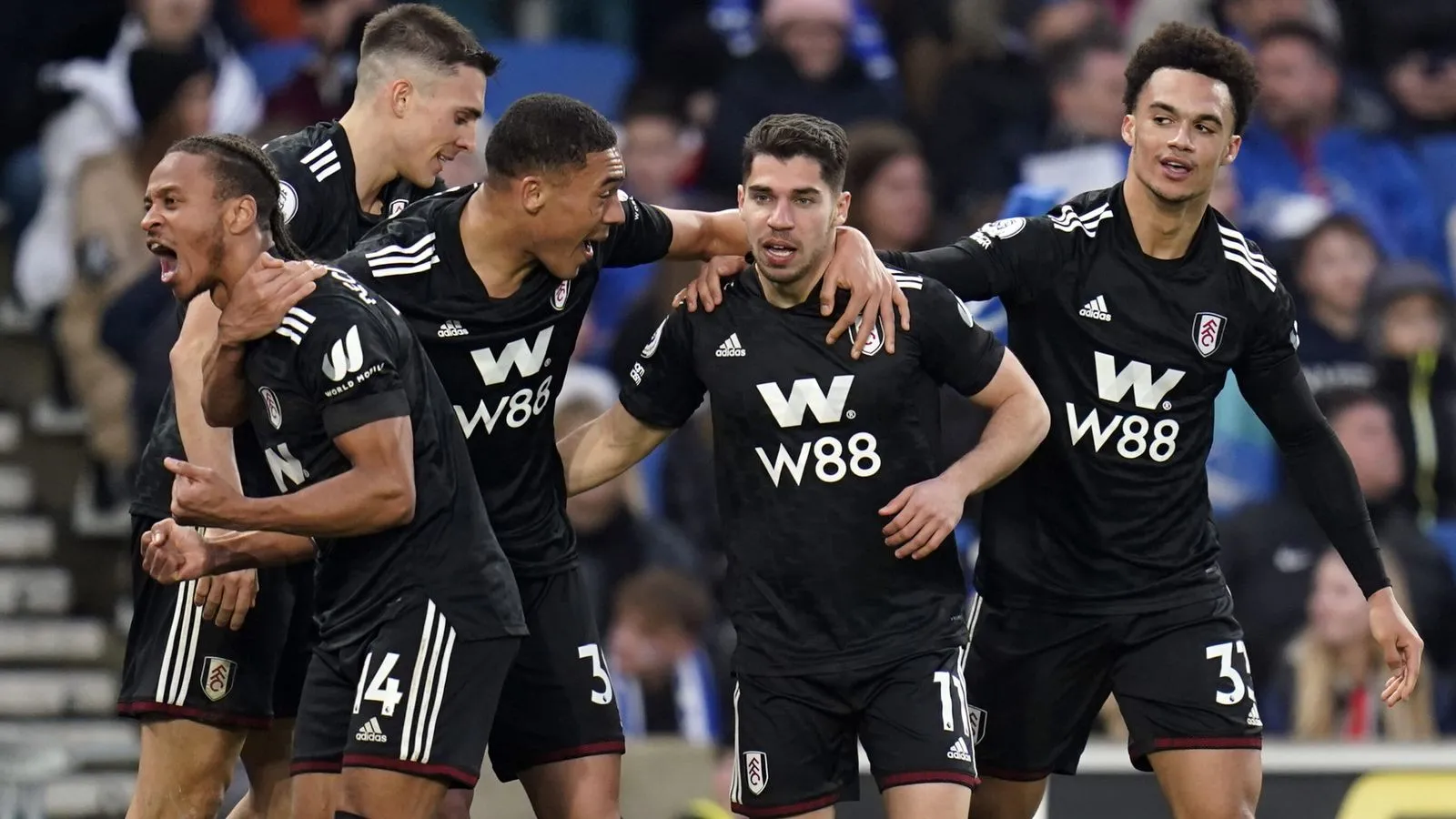Brighton - Fulham maçı ne zaman, saat kaçta, hangi kanalda? Premier Lig 16 Ağustos 2025