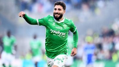 Fransa Ligue 2 ekibi Saint-Étienne’in formasını giyen Gürcü sol kanat