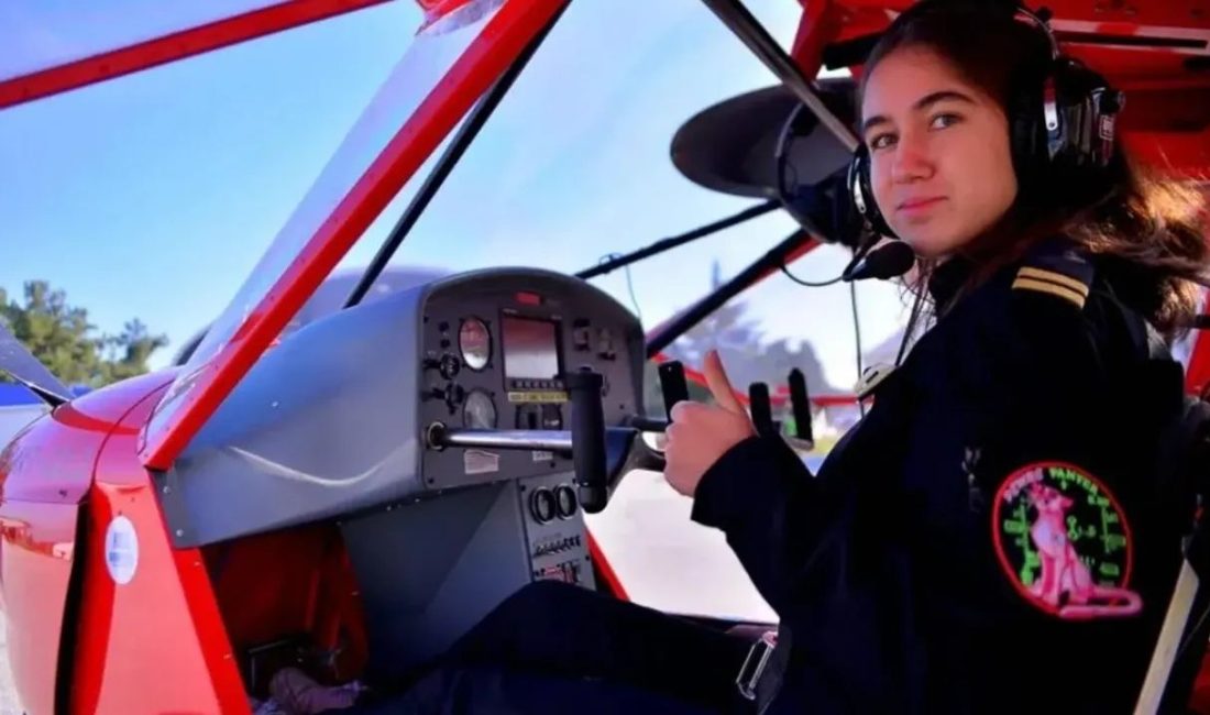 Henüz 17 yaşında olmasına rağmen Türkiye’nin en genç solo pilotu