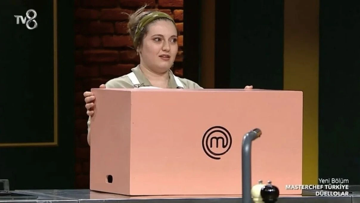 Eda Nur kimdir, kaç yaşında, nereli? MasterChef 2025 Eda Nur Tidim mesleği ne, evli mi?