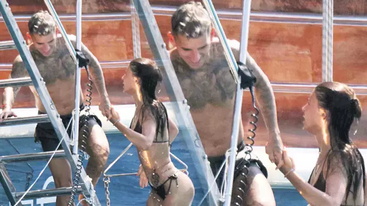 Efsane Aşk Geri Döndü! Devrim Özkan ve Lucas Torreira Yeniden El Ele