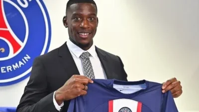 Yeni sezona teknik direktör Jose Mourinho önderliğinde başlayan Fenerbahçe, şampiyonluk