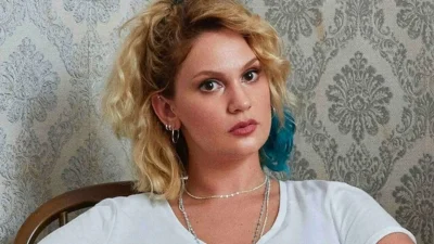 Farah Zeynep Abdullah’ın senaryosunu yazdığı ve oynadığı Günaydın Aşkım filmi, izleyiciyi