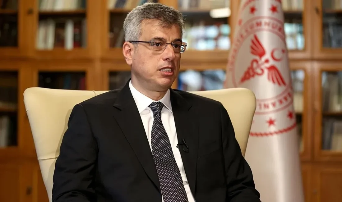 Sağlık Bakanı Kemal Memişoğlu, başkentte medya kuruluşlarının temsilcileriyle bir araya