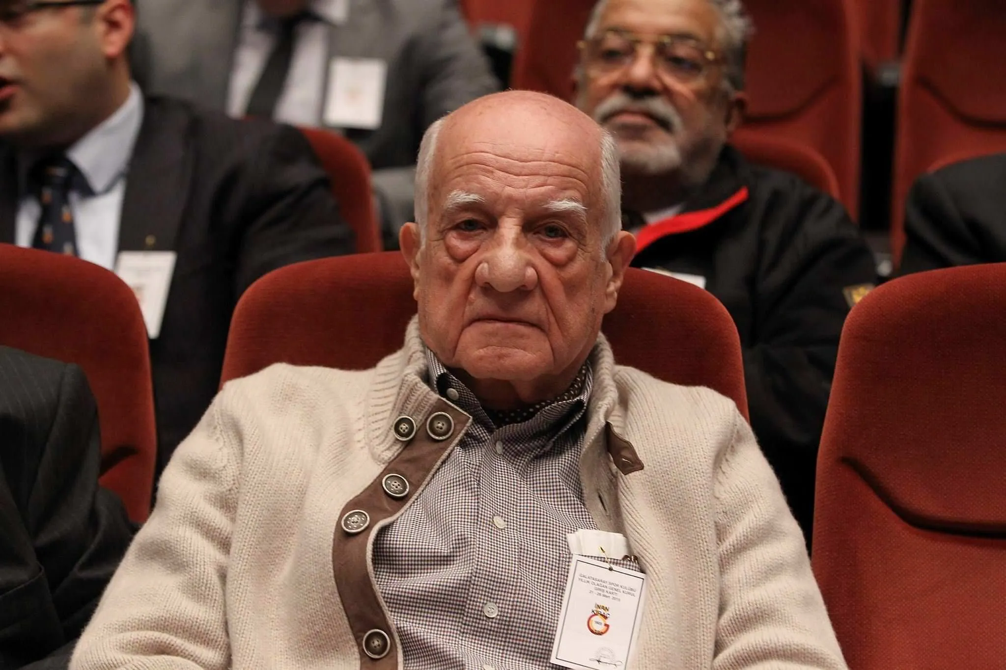 İnan Kıraç öldü mü? Son durumu ne? Koç Ailesi'nin damadı