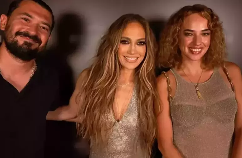 Jennifer Lopez ile Fotoğraf Krizi: Seda Bakan’dan Jet Hızında Açıklama Geldi