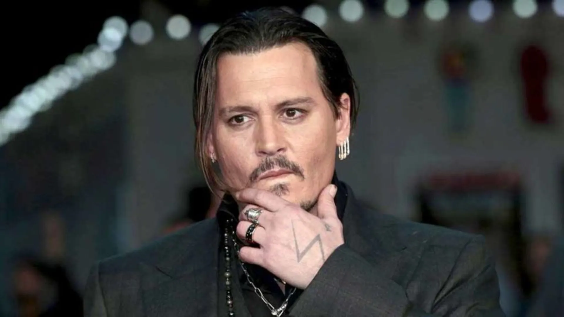 Johnny Depp Kimdir? Johnny Depp'in kökeni neresi, kaç yaşında, evli mi, boşandı mı?