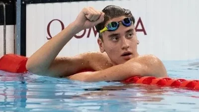 Türk yüzme tarihine geçen milli sporcu Kuzey Tunçelli, Dünya Gençler