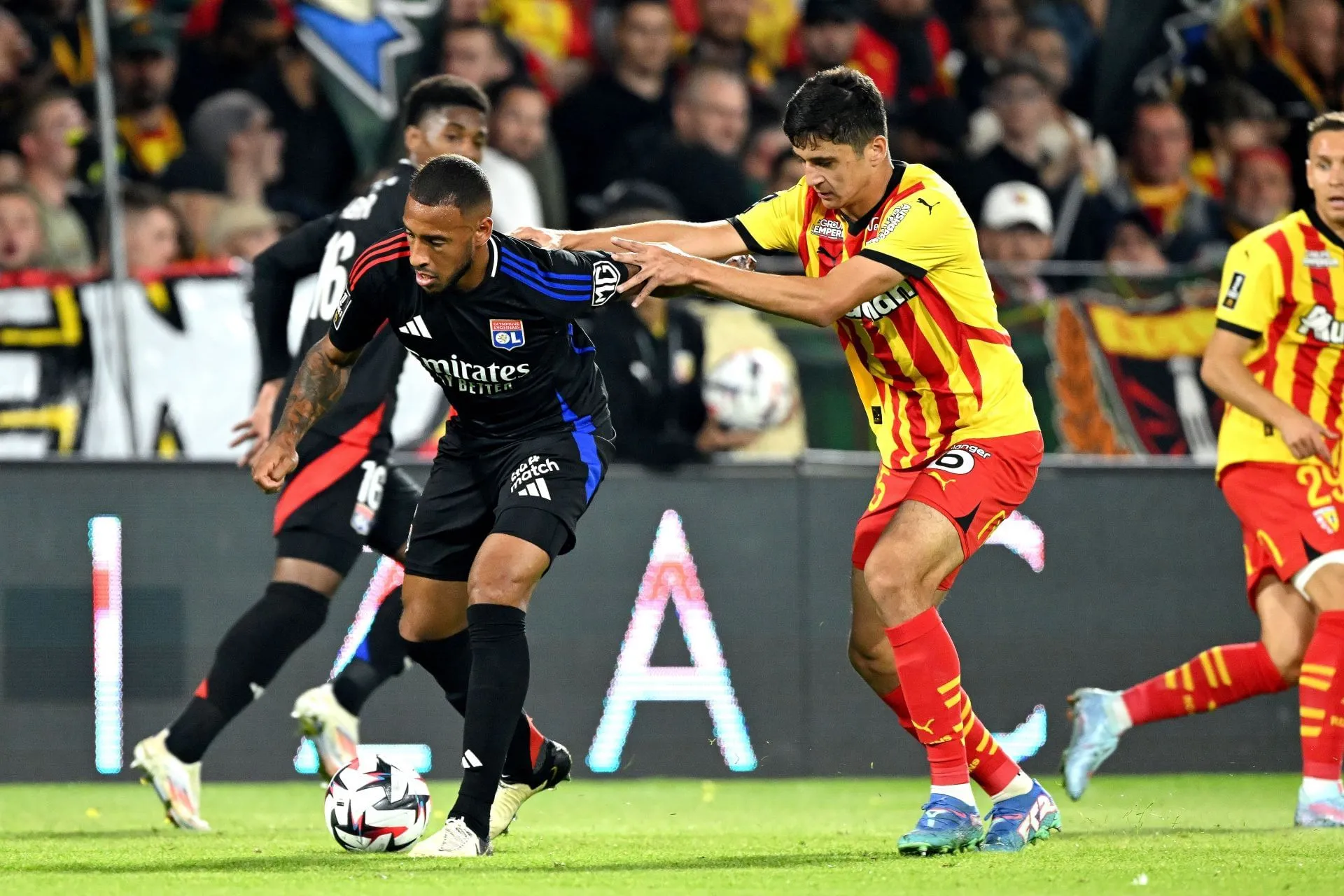 Lens - Lyon maçı ne zaman, saat kaçta, hangi kanalda? Ligue 1 Fransa 16 Ağustos 2025
