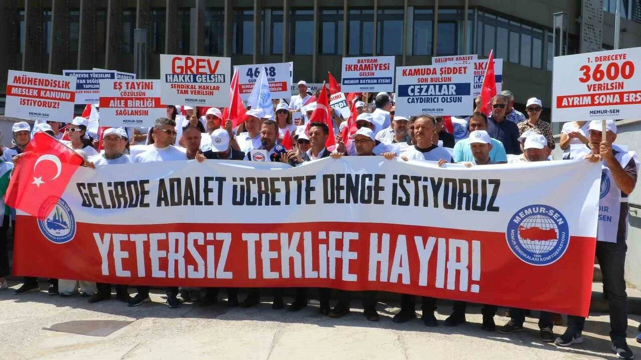 Memurlar İşini Neden Bırakıyor? Memur Grevi Yarında (20 Ağustos 2025) Sürecek mi? Sonuç Ne Olur?