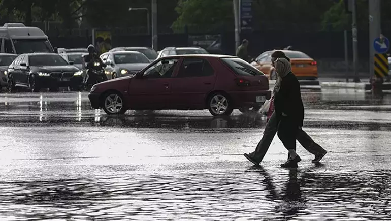 Meteoroloji’den İstanbul Dahil 20 İl İçin Sağanak Uyarısı