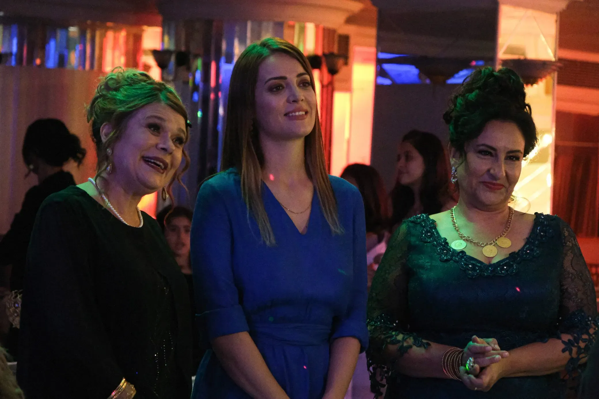 Modern Kadın dizisi ne zaman ve nerede çekildi? İrem Sak‛ın