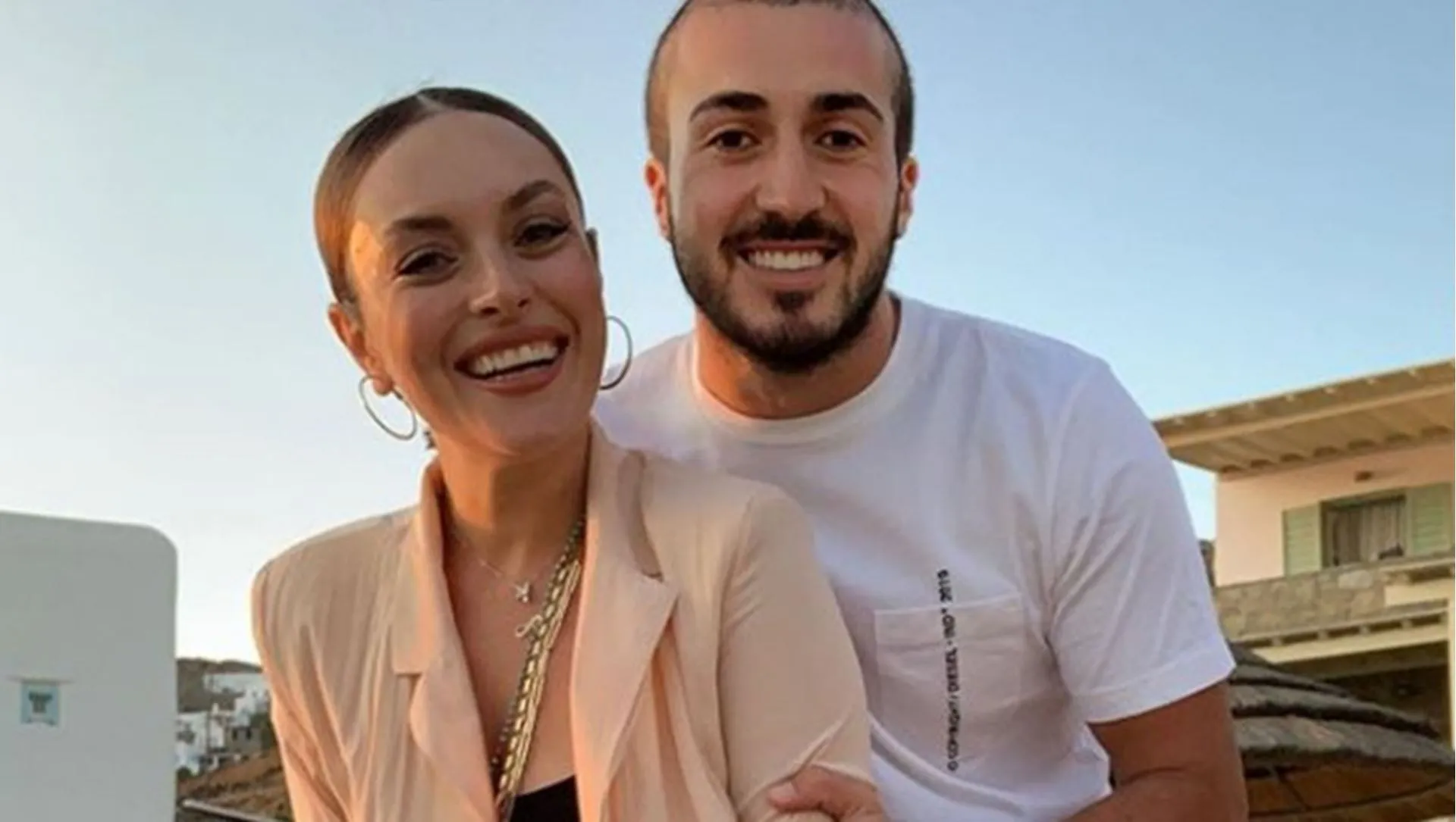 Mustafa Aksakallı Kimdir? Ezgi Mola'nın eski eşi Mustafa Aksakallı neden vuruldu?